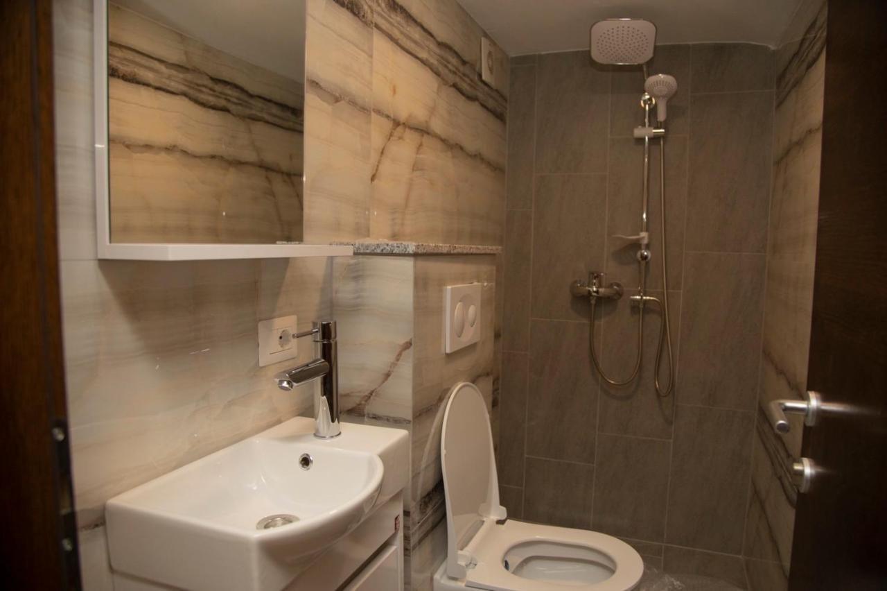 Hotel Oferta Prizren Buitenkant foto
