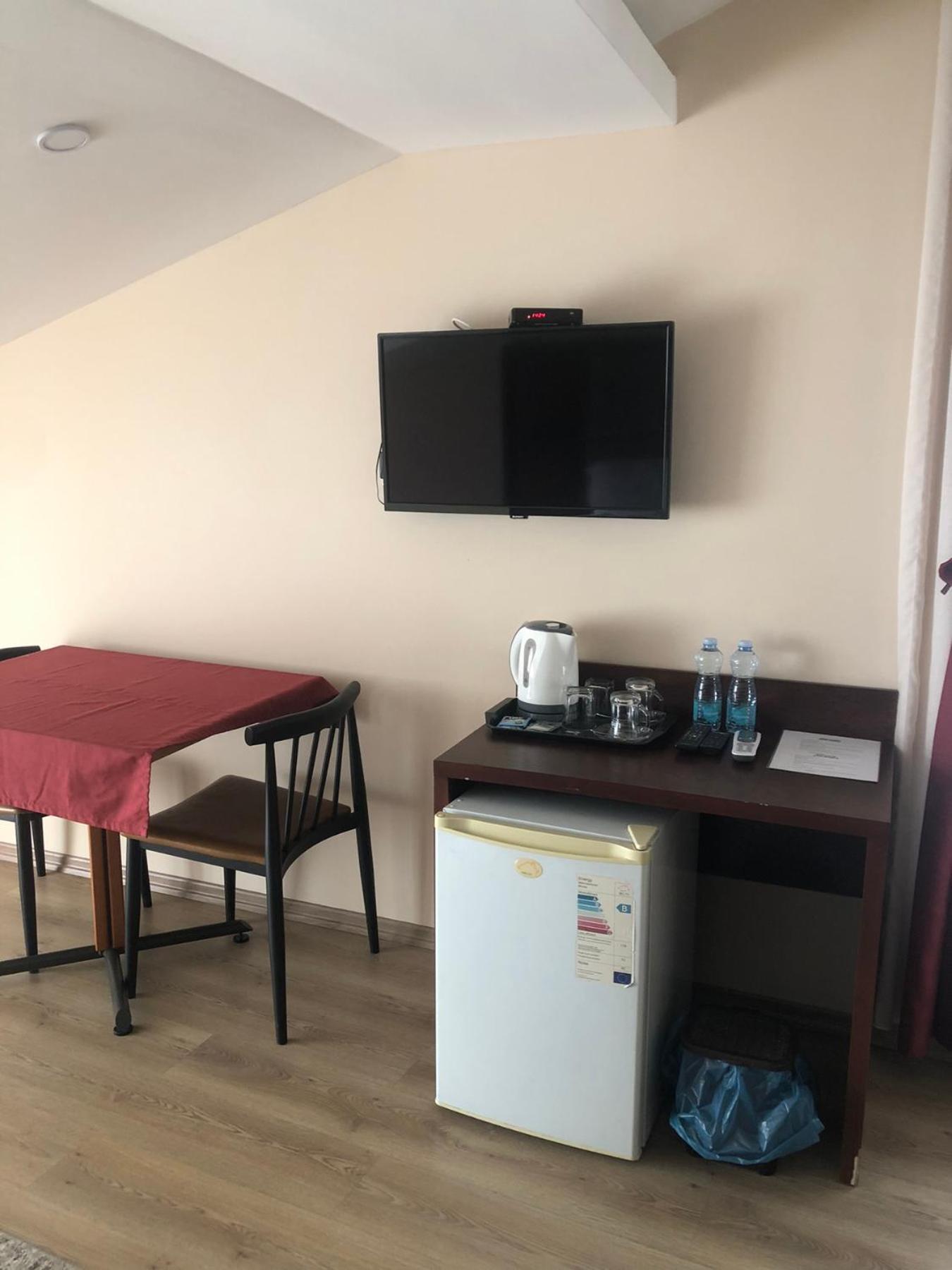 Hotel Oferta Prizren Buitenkant foto