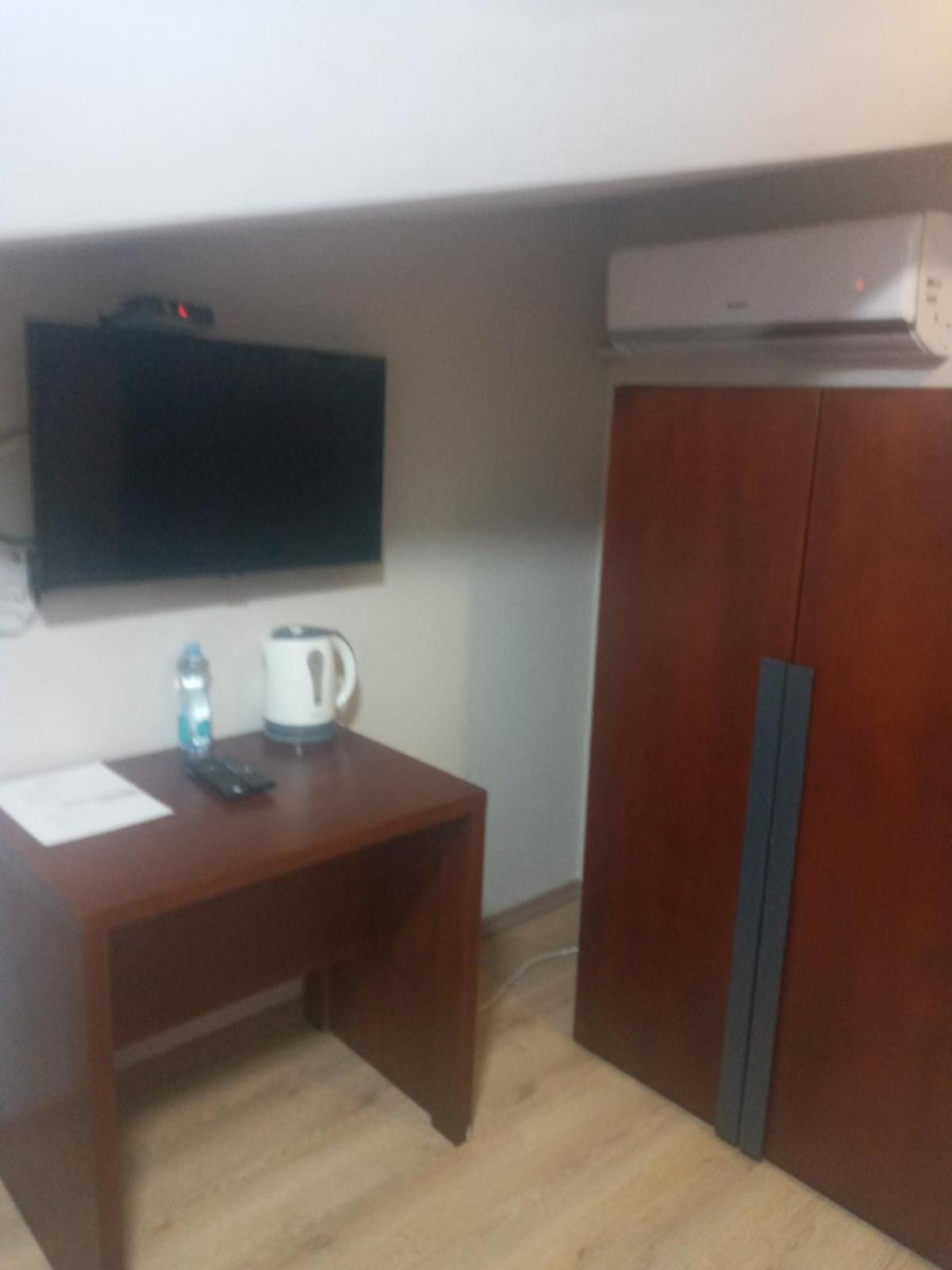 Hotel Oferta Prizren Buitenkant foto